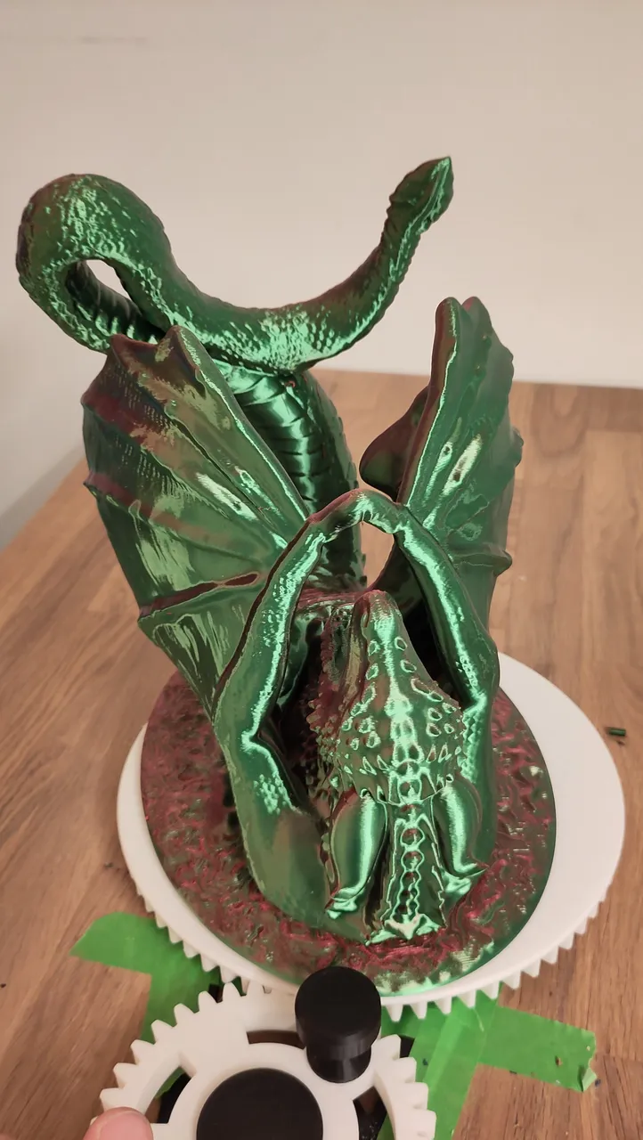 Drachen Flaschenhalter Detail